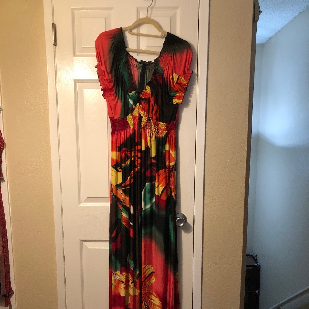 FLORAL DRESS